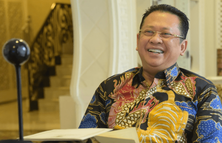 Pertemuan DPD RI Terpilih se-Tanah Papua, Ketua MPR Dorong Peningkatan Kesejahteraan Masyarakat Papua