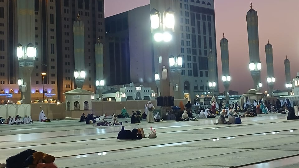 Nabawi Sepi, Hati Kami pun Sepi