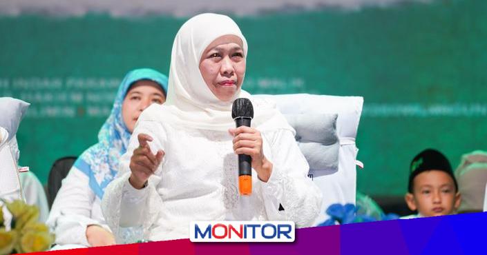 Larut Syahdu Bersama Masyarakat Lumajang Bershalawat, Khofifah: Shalawat Rawat Kebhinekaan dan NKRI